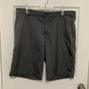 Mens size 36 grey Nike golf shorts